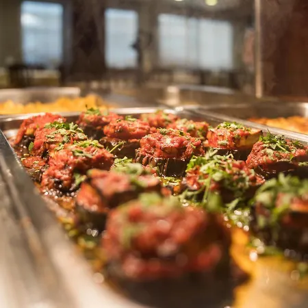 Manousos فندق 3*