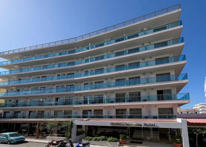 Ξενοδοχείο Manousos 3*