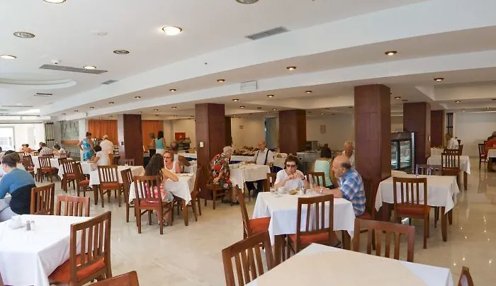 Ξενοδοχείο Manousos 3*