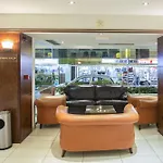 マヌッソス シティ 3*