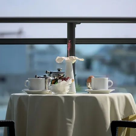 Manousos 3* Rhodes City