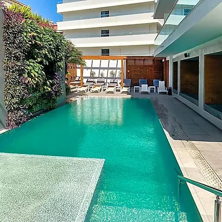Otel Manousos Rhodes City