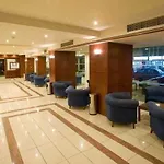 马努索斯城市酒店 酒店