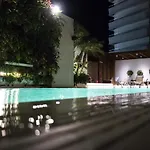 马努索斯城市酒店 Rhodes City