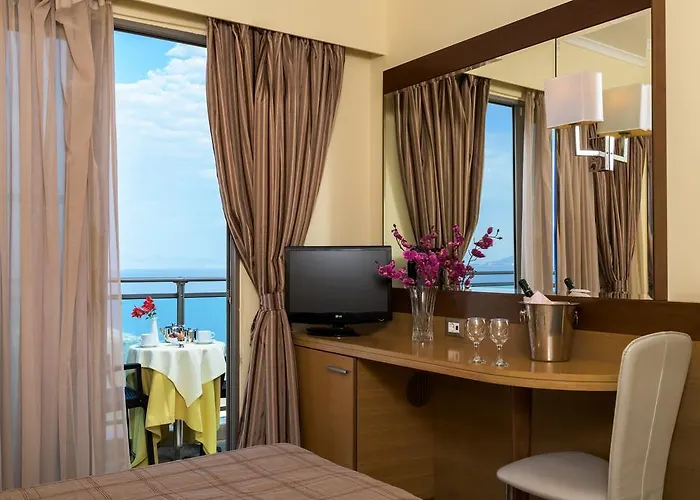 Manousos 3* Rhodes City